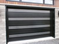 Custom design garage door lunetta